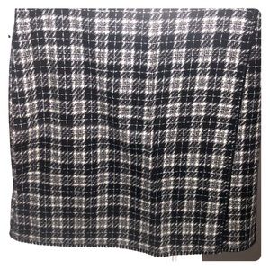 Wool skirt